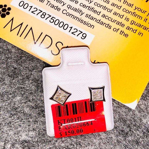 10k gold vermeil real diamond earring not CZ not fake 100% real best gift ever! - Picture 3 of 5